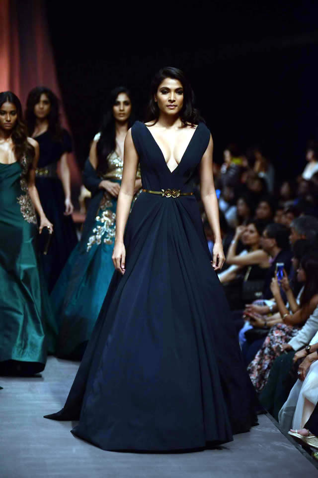 Lakme Fashion Week WF 2015 Manish Malhotra Dresses Gallery