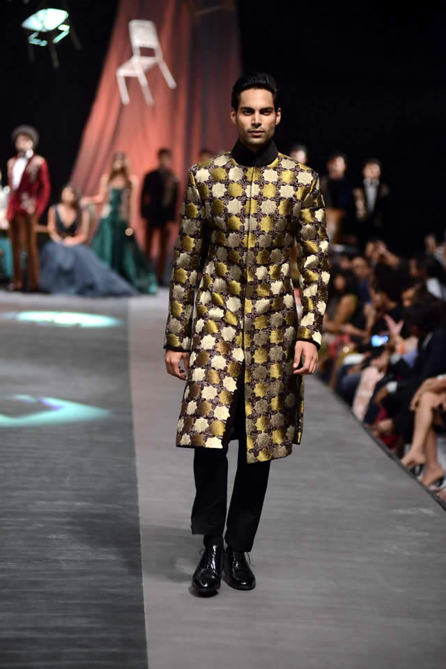 Fashion Designer Manish Malhotra Collection Lakme Fashion Week WF 2015 Gallery