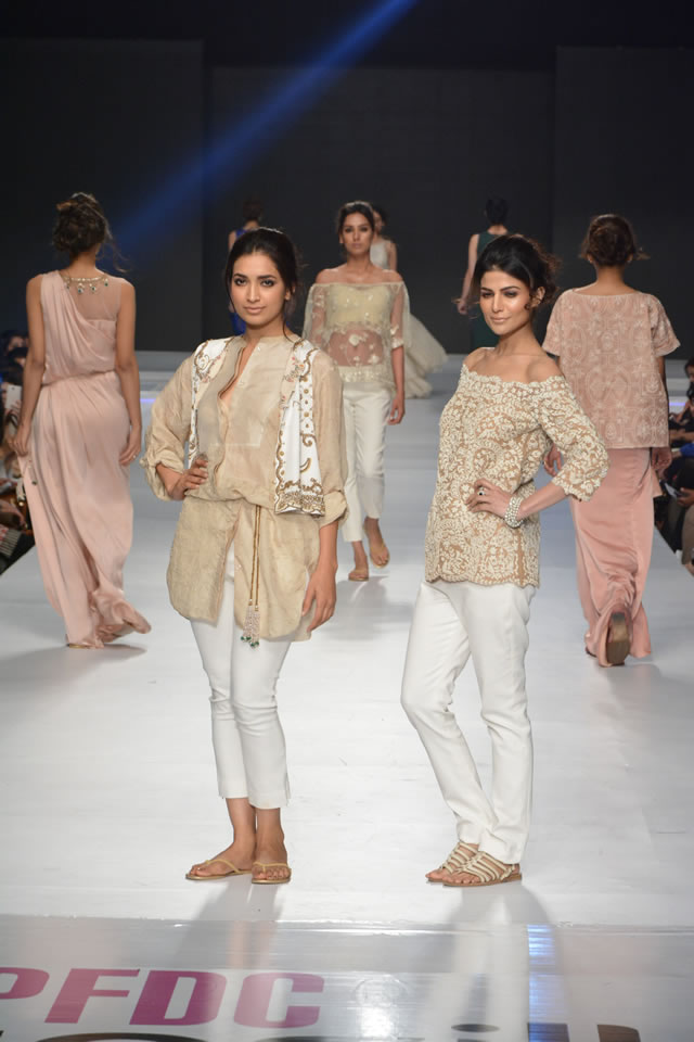 Misha Lakhani SS Collection at Sunsilk Fashion Week 2015