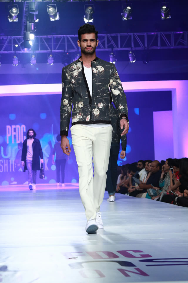 2015 REPUBLIC BY OMAR FAROOQ AT COLLECTION PFDC Sunsilk