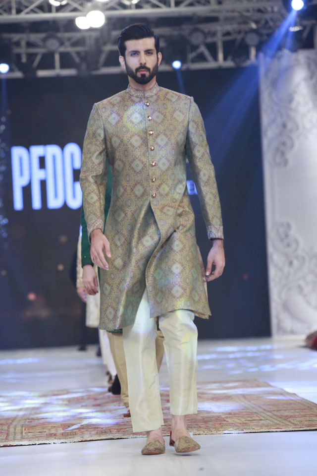 2016 PLBW Republic by Omar Farooq Bridal Collection Pictures