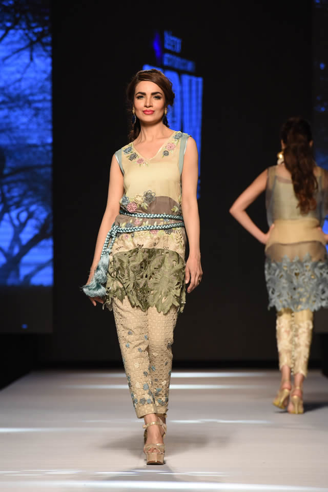 Telenor Fashion Pakistan Week Sanam Chaudhri Collection Pics