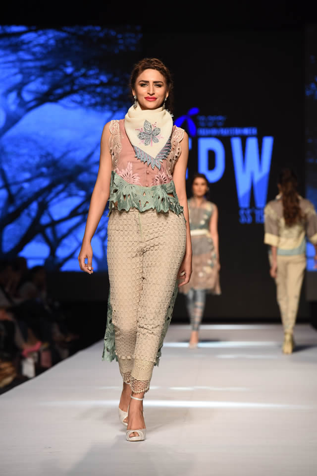 2015 Telenor Fashion Pakistan Week Sanam Chaudhri Collection Pictures
