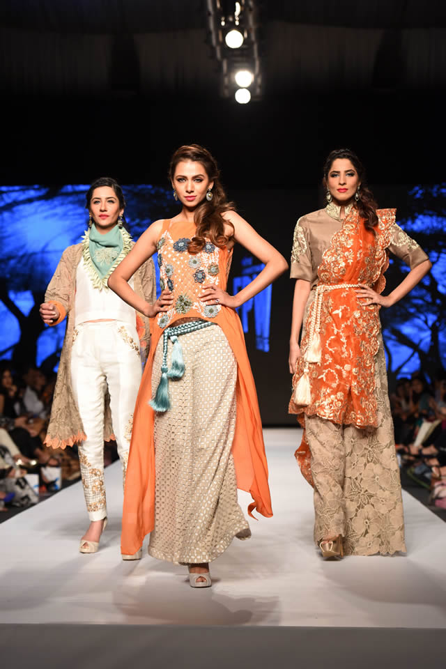 2015 Telenor Fashion Pakistan Week Sanam Chaudhri Collection Gallery