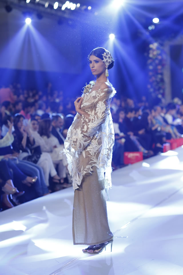 Shamaeel Ansari Dresses PFDC Loreal Paris Bridal Week 2015 Images