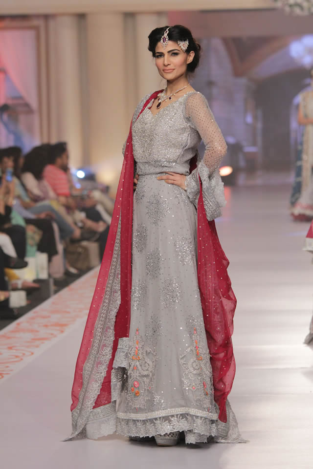 2015 Telenor Bridal Couture Week Zainab Chottani Formal Dresses Pics