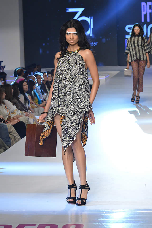 Zonia Anwaar PFDC Sunsilk Fashion Week 2015