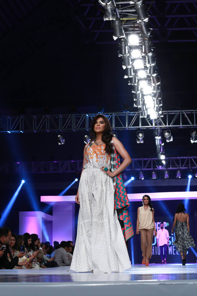 Al Karam PFDC Sunsilk Fashion Week collection 2015 Picture gallery