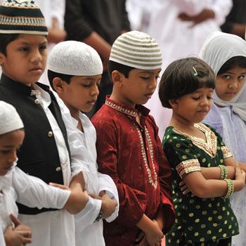 Guide Your Kids About Eid Ul Fitr Celebrations
