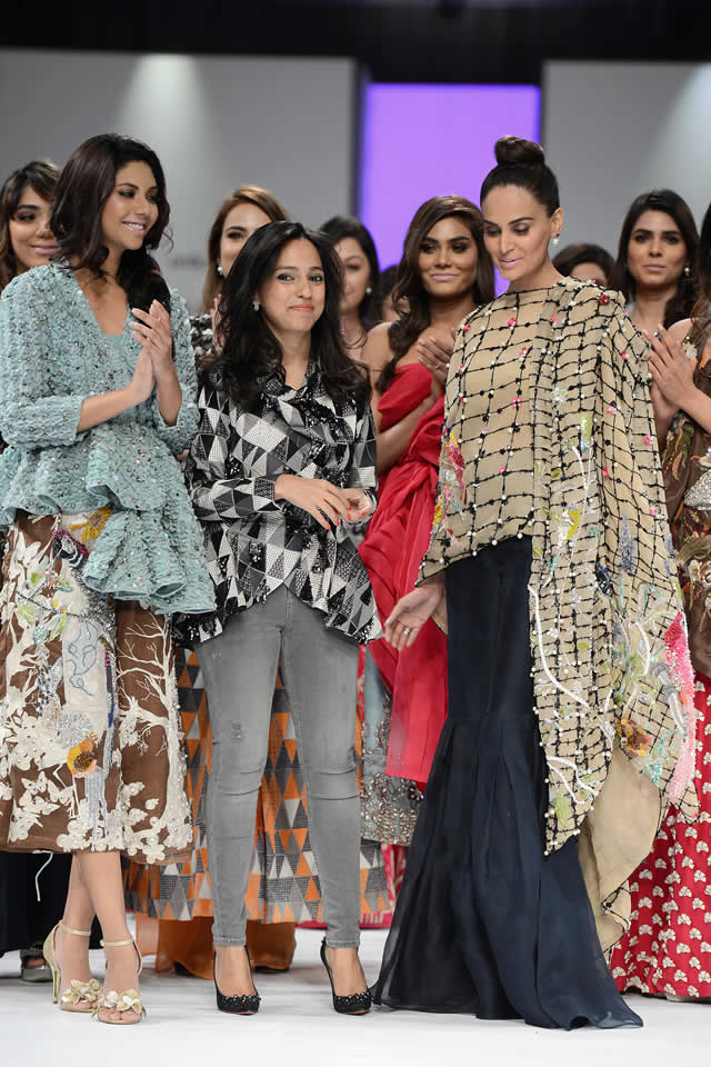 Fashion Pakistan Week 2017 Nida Azwer Dresses Gallery