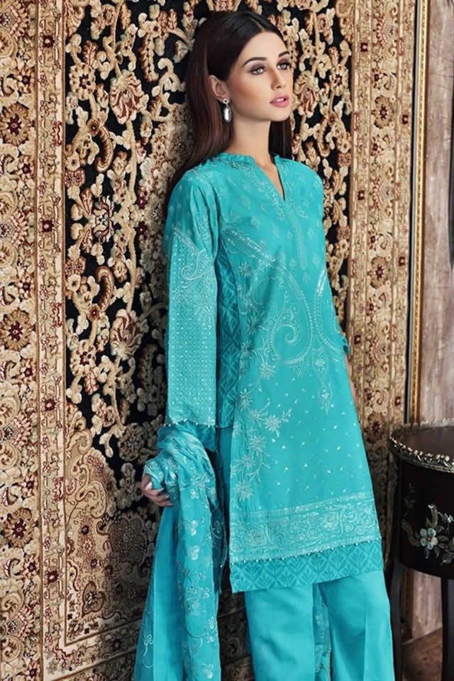 Gul Ahmed Summer Lawn Dresses collection 2017 Photos